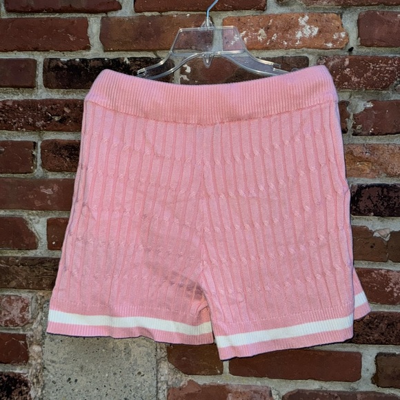 Ivy Storehouse Alpha Kappa Alpha Cable Knitted Pink Shorts Womens XL  NWOT - Picture 5 of 5